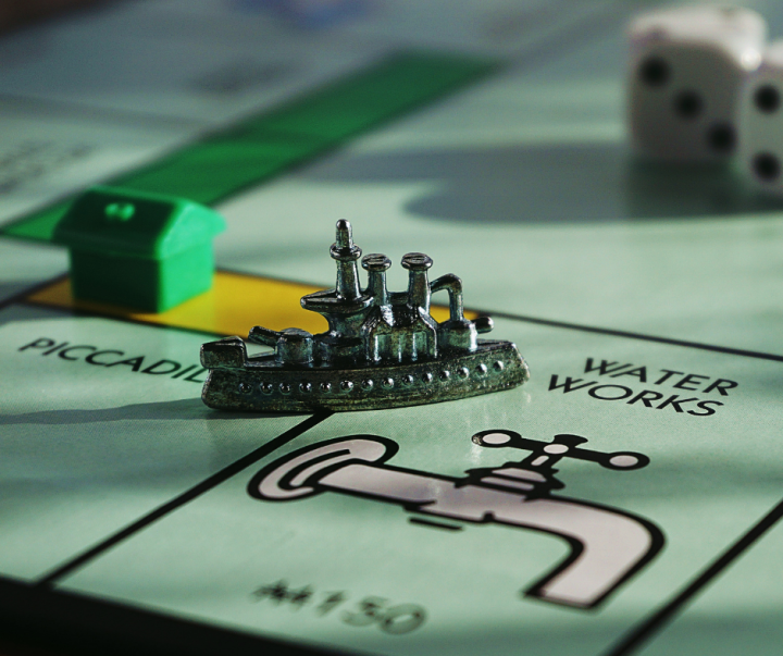 JEUX DE SOCIÉTÉ USAGÉS