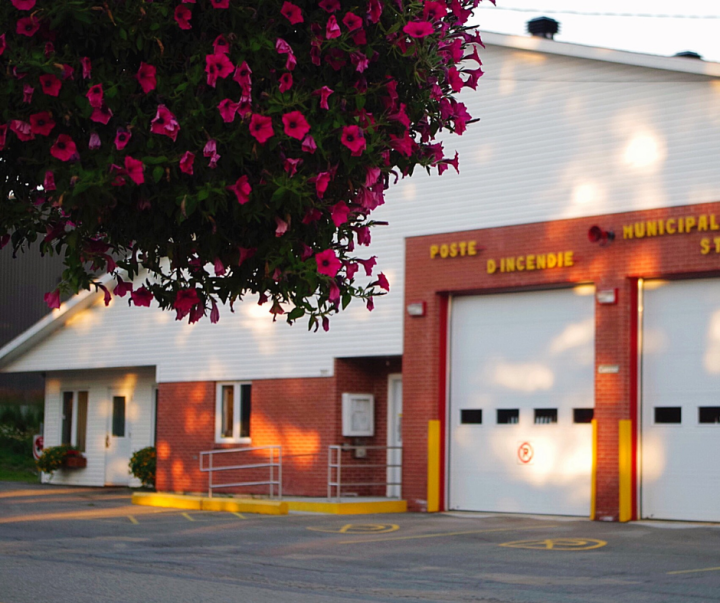 BUREAU MUNICIPAL | ACCÈS AU PUBLIC RESTREINT